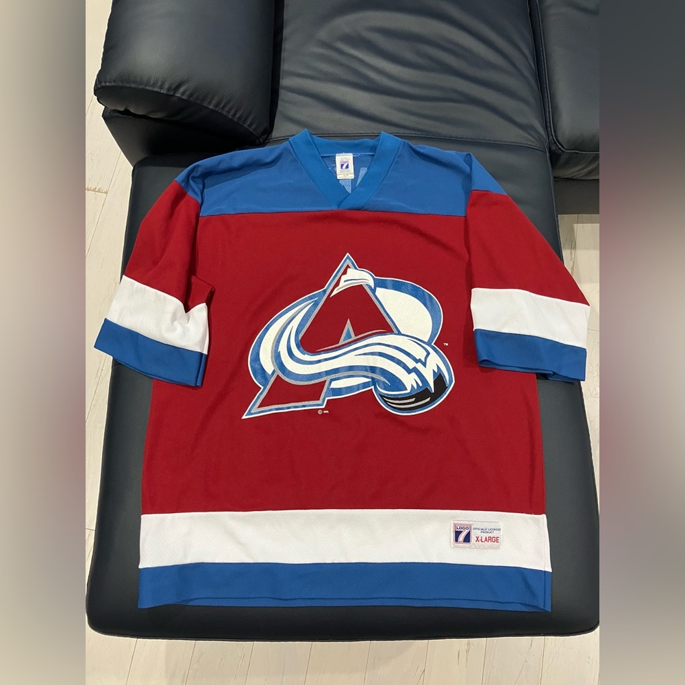 Colorado Avalanche Joe Sakic #19 Vintage Practice Jersey